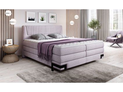 Boxspring posteľ ELIZABETH - svetlosivá čalúnená - v spálni - celkový pohľad