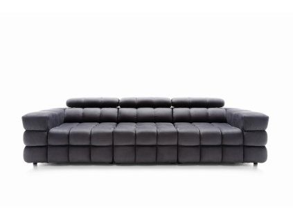 Rovná sedacia súprava DRACO SOFA V7 tmavosivá, čelný pohľad na širokú pohovku s výrazným prešívaním sedákov a polohovacími opierkami hlavy na bielom pozadí.