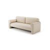 Rozkladacia pohovka MODELA SOFA v perspektíve, svetlé čalúnenie, rovné podrúčky a mäkké vankúše na bielom pozadí.
