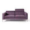 Pohovka LASIA SOFA 2,5 vo fialovom čalúnení s polohovacími opierkami hlavy.