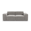 Pohovka CLOUD SOFA 2 na bielom pozadí v sivom čalúnení, dvojsed s nízkym operadlom a širokým sedákom, pohľad spredu.