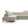 Detail bočnej časti sedačky ORCO XL, kožené čalúnenie a opierky hlavy