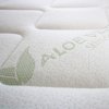 Matrac NATURA AIRGEL – detail prešívaného poťahu ALOE VERA so zeleným vzorom.